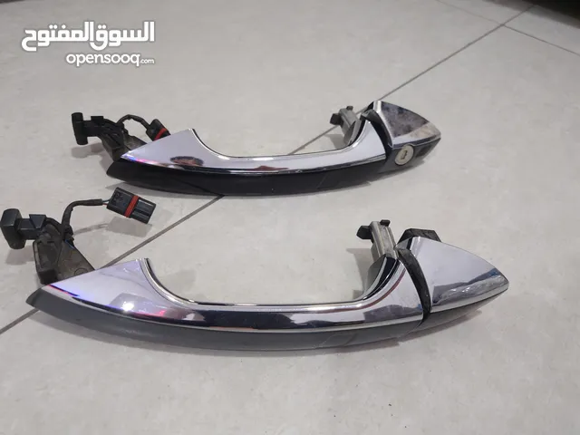 مقبض باب سيارة مرسيدس s500 نظيف جدا للبيع Very clean Mercedes S500 door handle for sale