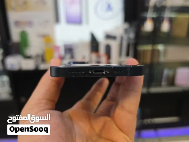 Apple iPhone 13 128 GB in Amman