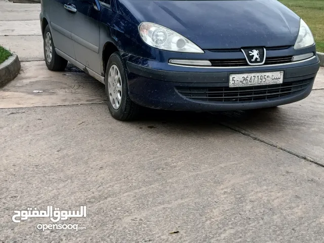 Used Peugeot 807 in Tripoli