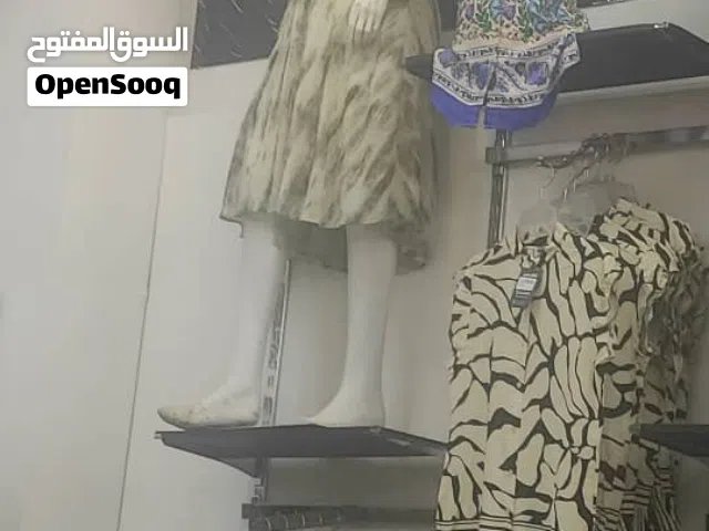 اصنام نسائي للببع