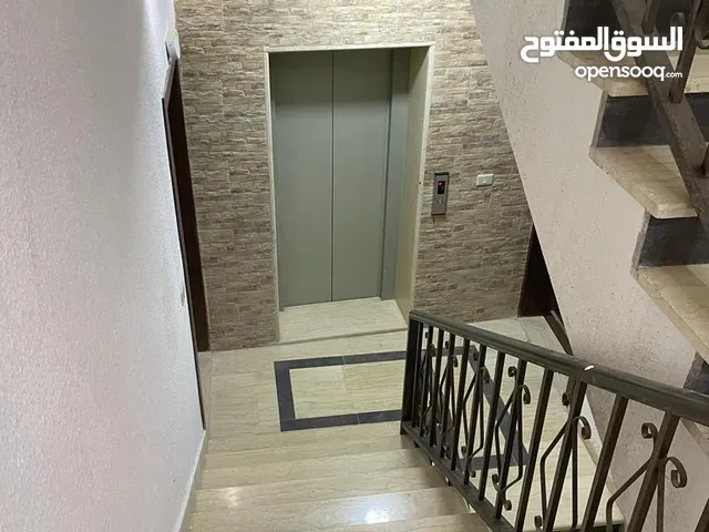 126 m2 3 Bedrooms Apartments for Sale in Amman Daheit Al Rasheed