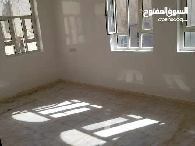 125 m2 4 Bedrooms Apartments for Rent in Sana'a Asbahi