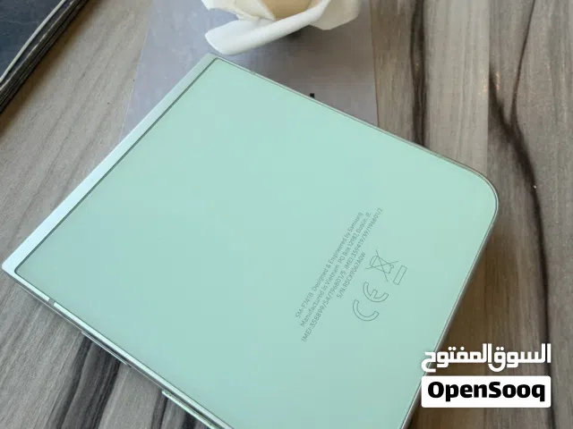 Samsung Galaxy Z Flip6 256 GB in Amman