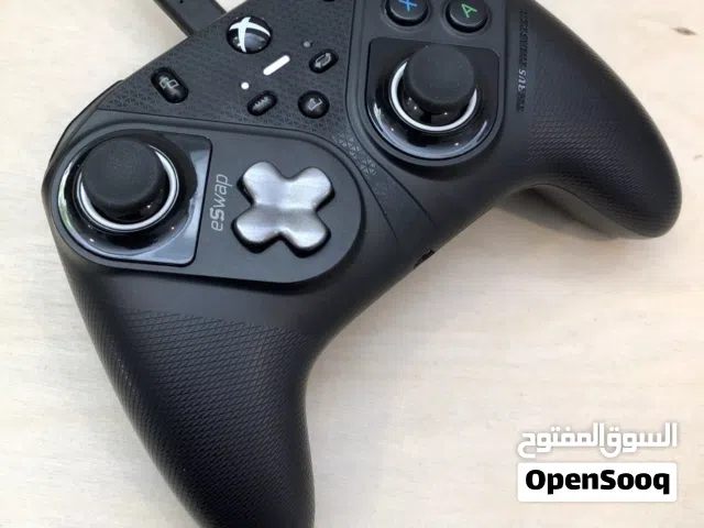 وحدة تحكم ثروست اي سواب S برو لاكس بوكس سلسلة X من ثروست ماستر جيمنج كونترولر، اكس بوكس