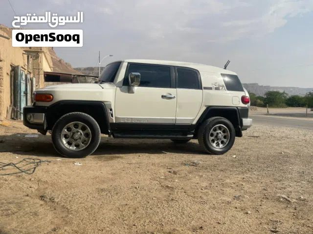 2013 Toyota FJ GXR