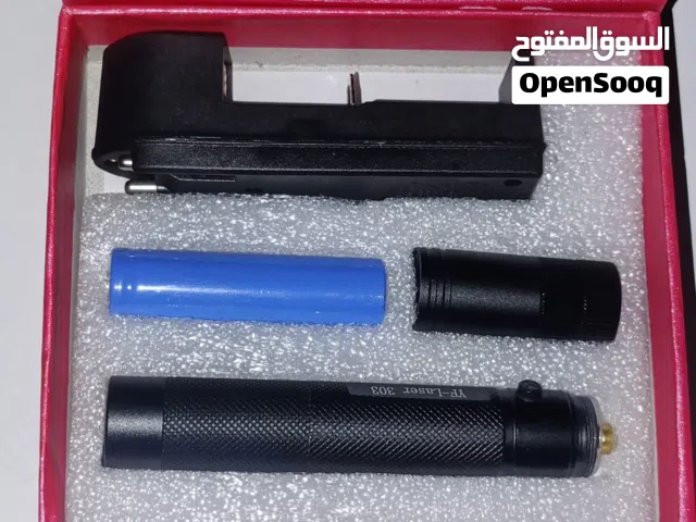 ليزر بوينتر جديد كليًا، إضاءة قويّة وواضحة جدًا، جودة عالية، عملي وسهل الحمل، مناسب للعروض التقديميّ