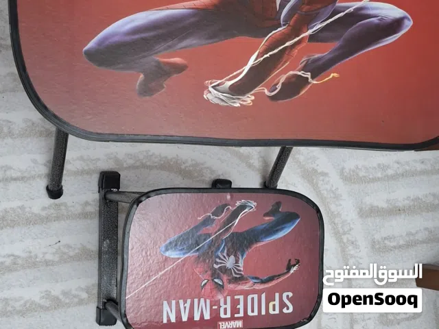 للبيع عدد 2 كرسي أطفال قابل للطي بترابيزة مدمجة  كرسي سبايدر مان  كرسي كارز (Lightning McQueen)