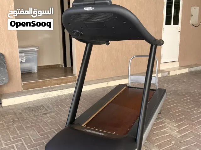 Technogym Treadmill, in great condition for sell in Dubai
