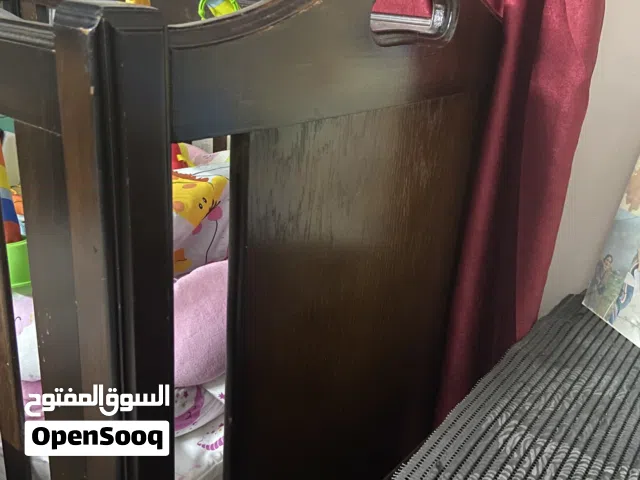 تخت  اطفال نظيف