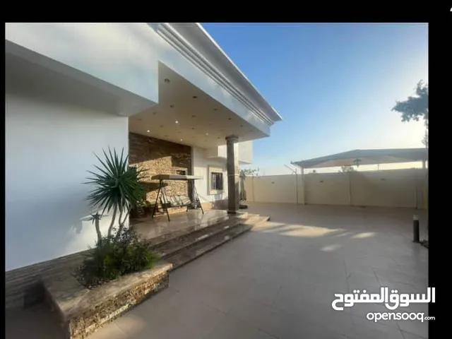 550 m2 4 Bedrooms Villa for Sale in Benghazi Al Hawary