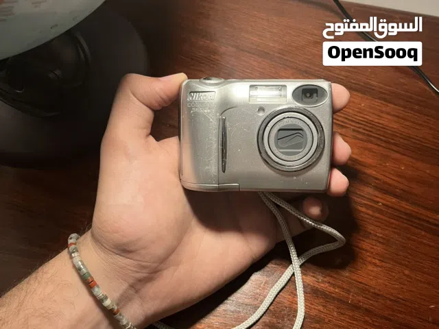 Nikon digtal نيكون