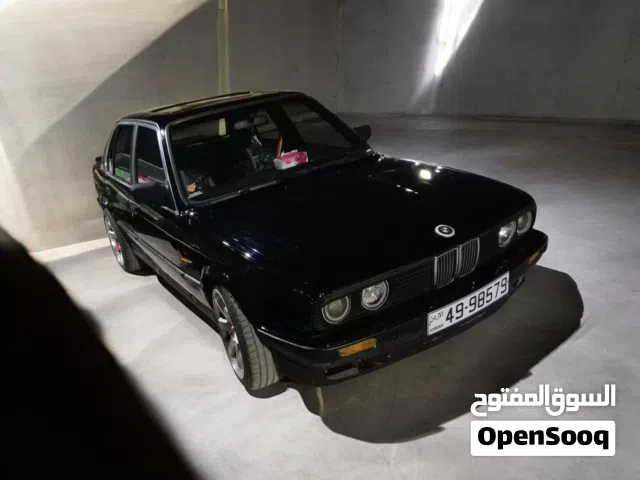 1986 بي ام دبليو الفئة 3 320