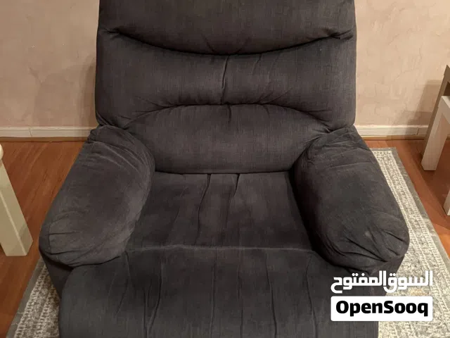 كنبه كرسي تتحول لسرير تمدد مريحه جدا استعمال خفيف