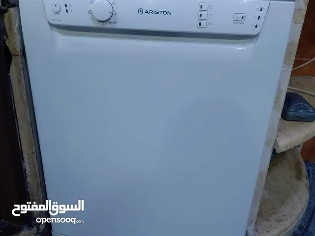 جلاي ارستون بحال الوكالة