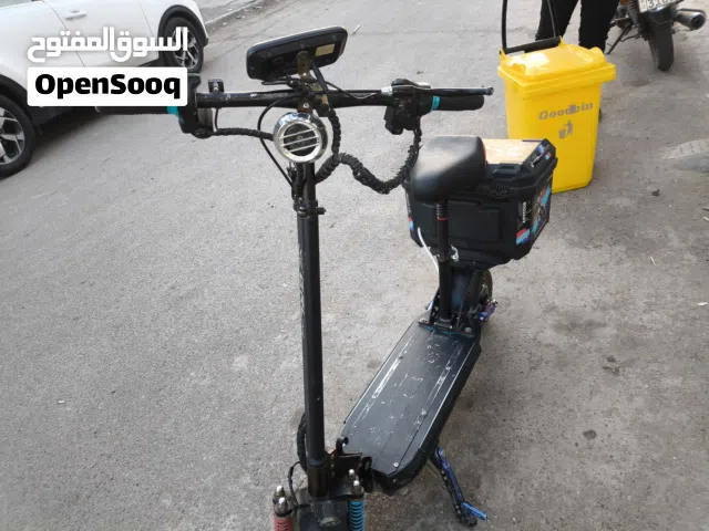 سكوتر شحن كهربائي