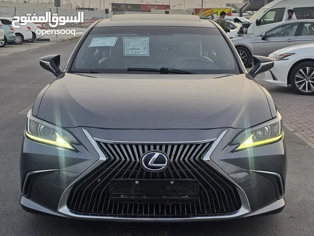 لكزس موديل 2019 خليجي ES300h