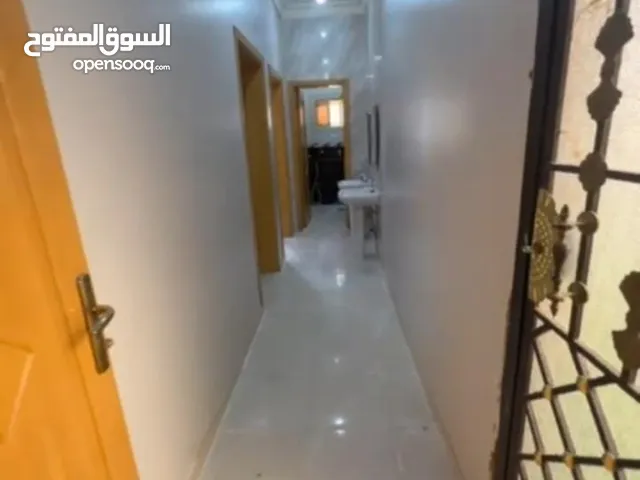 160 m2 4 Bedrooms Apartments for Rent in Al Madinah Ar Ranuna