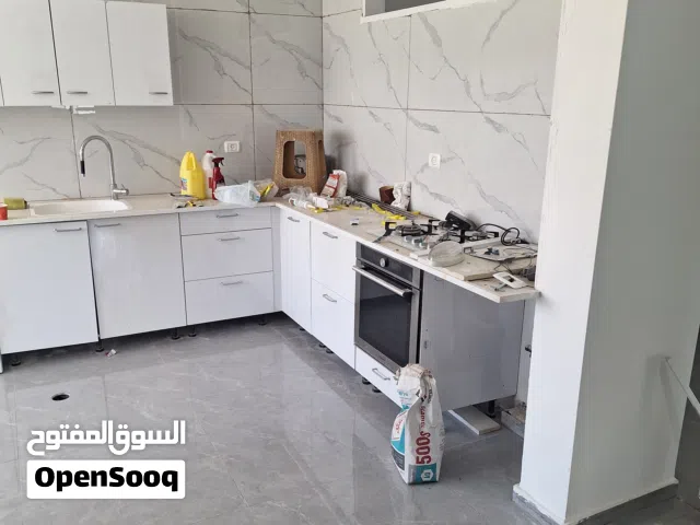 شقه في قبلان