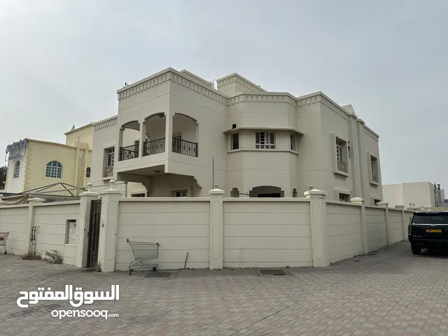 425m2 More than 6 bedrooms Villa for Sale in Muscat Al Khoud