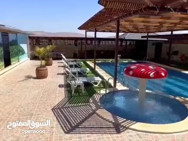 للبيع فيلا / شاليه مميز في البادان