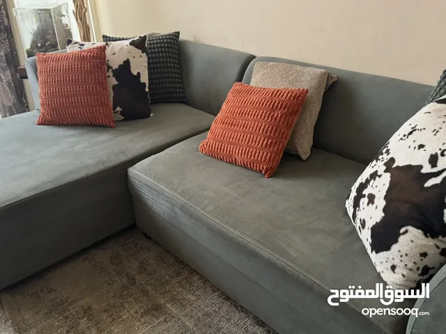 4 seater L shape sofa