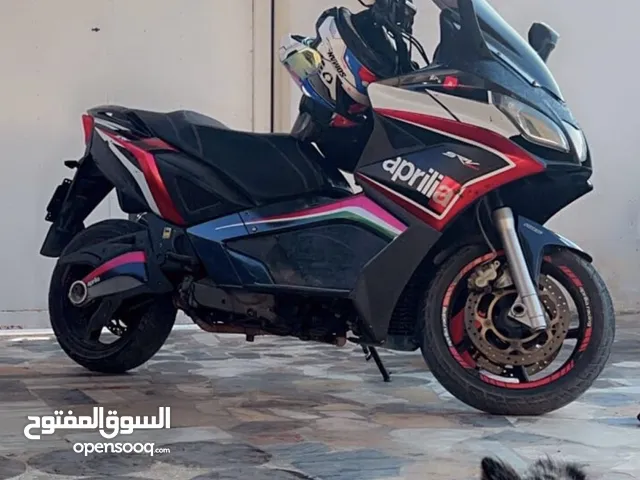Aprilia srv850cc