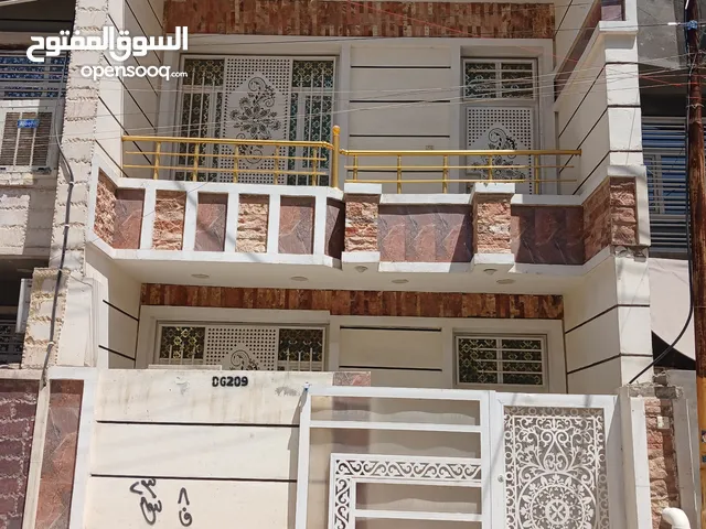 82 m2 3 Bedrooms Townhouse for Rent in Baghdad Dora