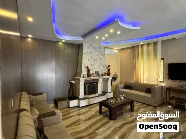 3 Bedrooms Chalet for Rent in Zarqa Al-Alouk