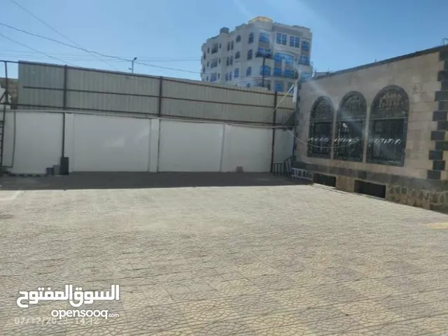 7 m2 More than 6 bedrooms Villa for Sale in Sana'a Moein District