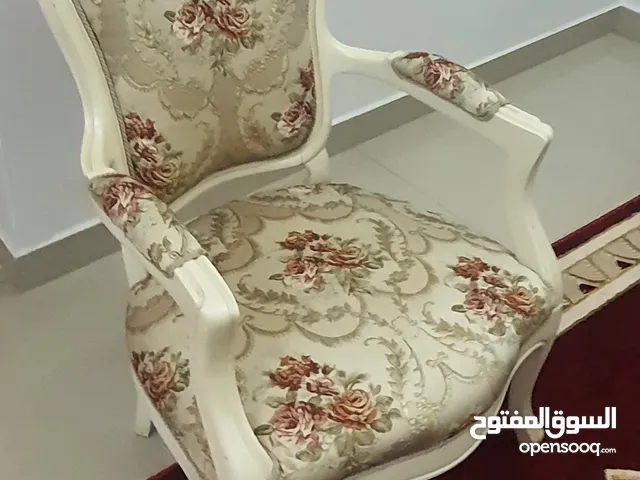 كراسي تركية نظيفة