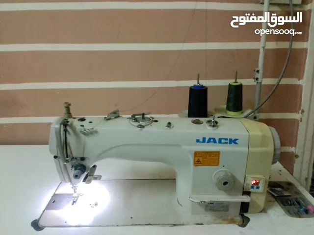 مكينه خياطه چاك نصف كمبيوتر استعمال خفيف جدا