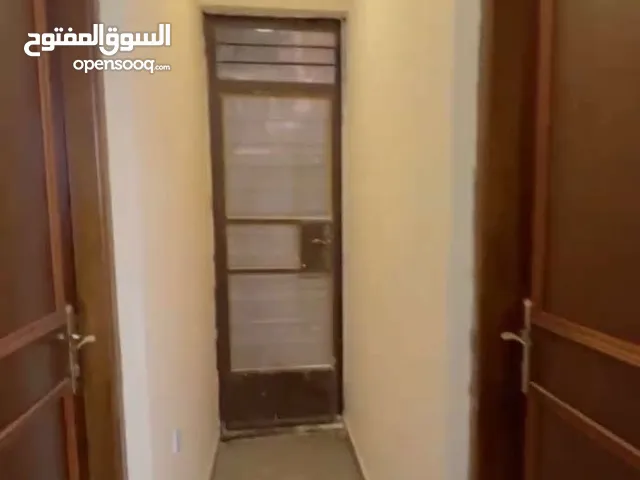 100 m2 4 Bedrooms Apartments for Rent in Baghdad Harthiya