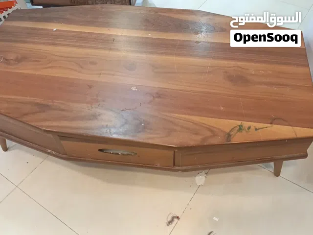 طاولة قهوة وسطية خشب طبيعي تصلح ل مجلس صالة غرف جلسات ديكور مطبخ
