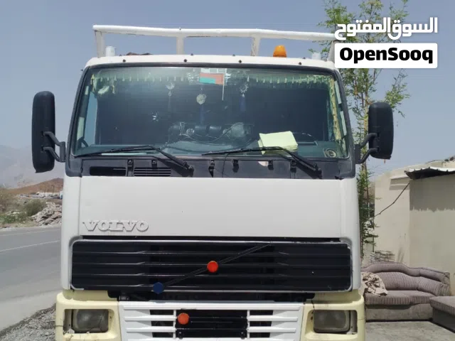 Used Volvo Flatbed Trailer for 1994 TruckTransport