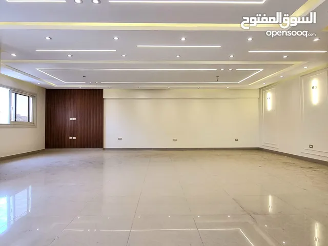 280m2 3 Bedrooms Apartments for Sale in Cairo Nasr City