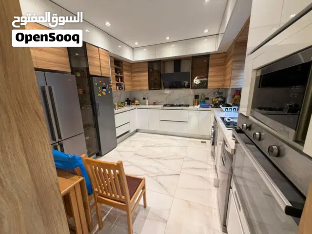300 m2 4 Bedrooms Apartments for Sale in Giza Sheikh Zayed