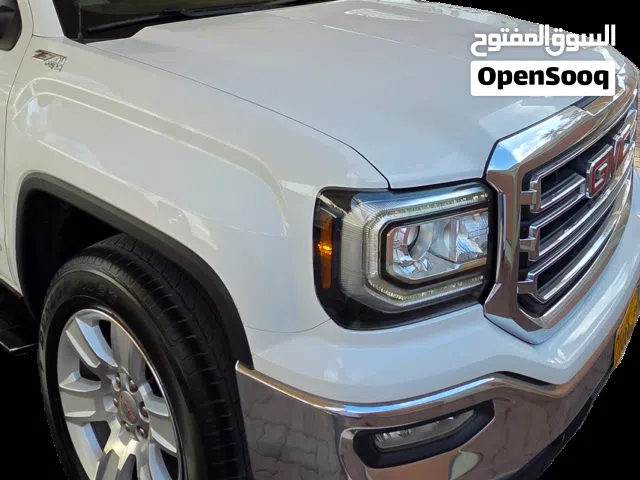 2017 GMC Sierra Standard