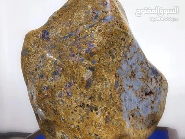 BLUE SAPPHIRE CORUNDUM GEMSTONE(QUEEN OF ASIA) (FOR SALE) WORLD LARGEST BLUE SUPPHIRE CORUNDUM