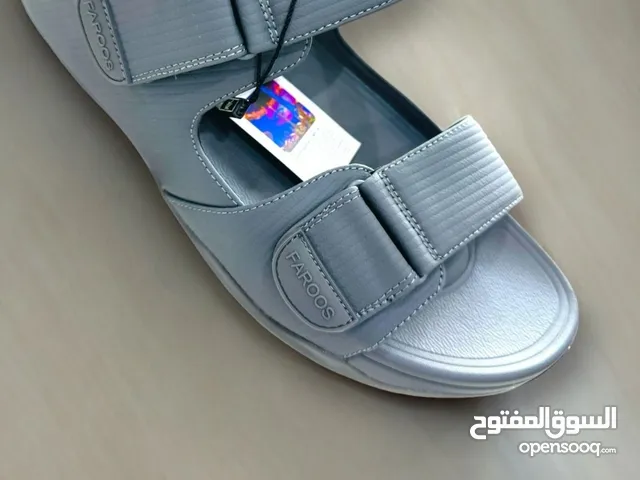 41.5 Slippers & Flip flops in Al Batinah