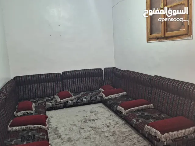1 m2 2 Bedrooms Townhouse for Rent in Tripoli Ain Zara