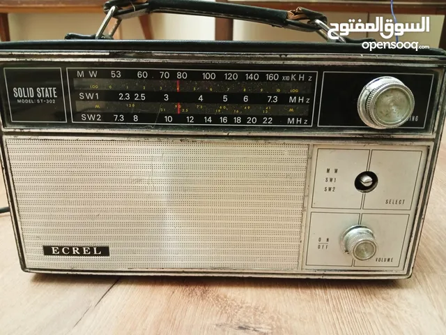 راديو ياباني قديم