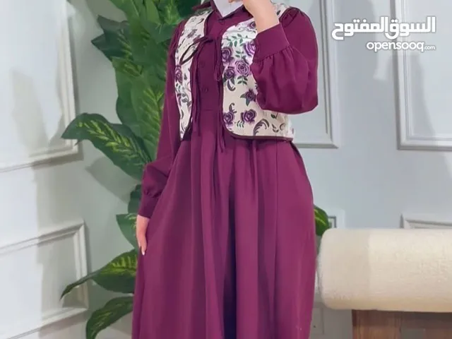 سوت تلات قطع اللون بيج المقاس ون سايز