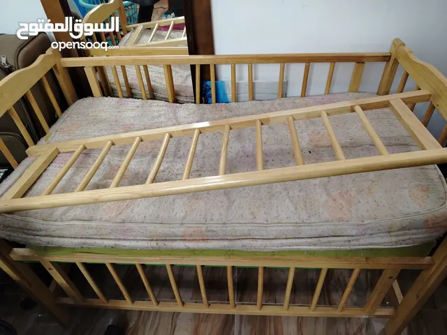 تخت وكوت للبيع