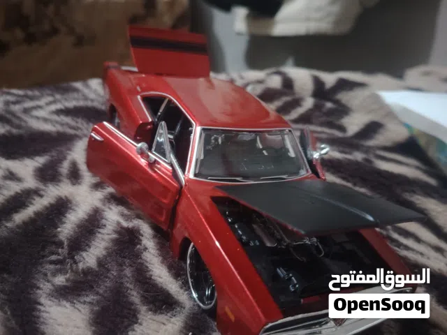 مجسم سيارة إيمبالا كلاسيكي