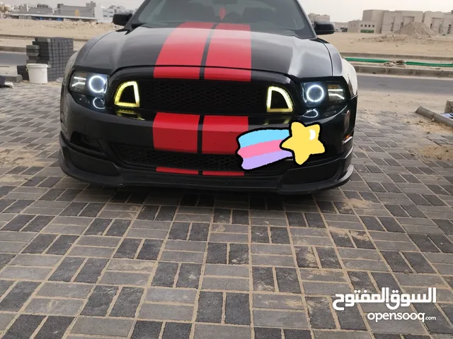 ford mustang V6 149000 km only