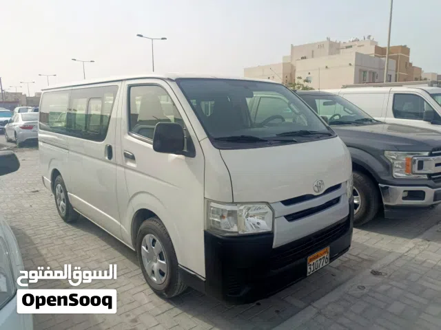 2017 Toyota Hiace Standard