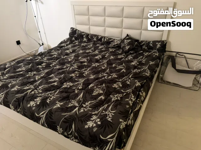 متوفر غرفة نوم جديده