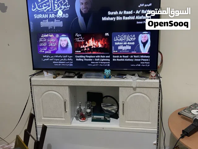 شاشة ايكون بضمان سنتين استخدام اقل من 4 شهور