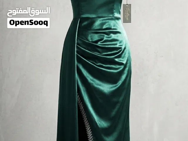 فستان سهرة "سيلينا" (Selena) أخضر زمردي - بحالة ممتازة