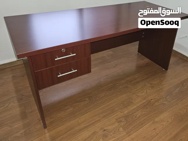 مكتب خشب قوي للبيع